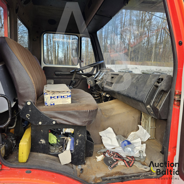 Daimler-Benz DLK 23-12