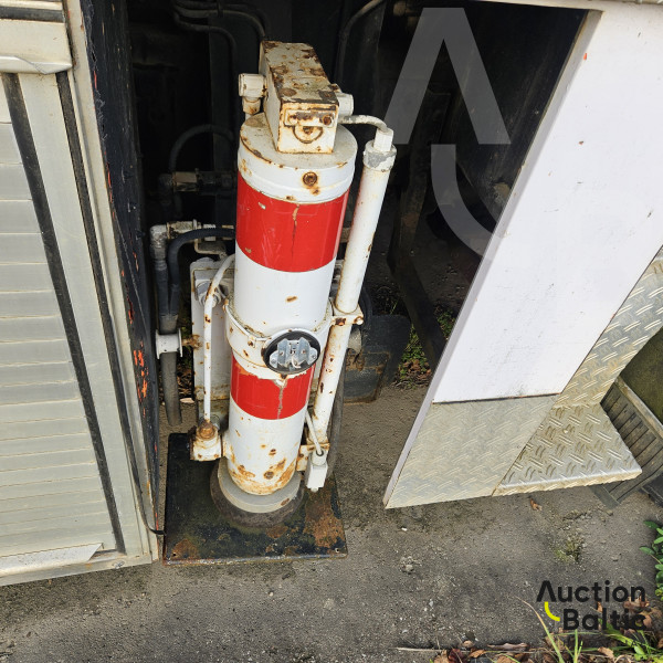 Daimler-Benz DLK 23-12