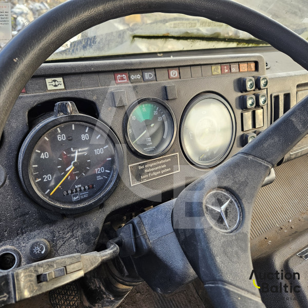 Daimler-Benz DLK 23-12