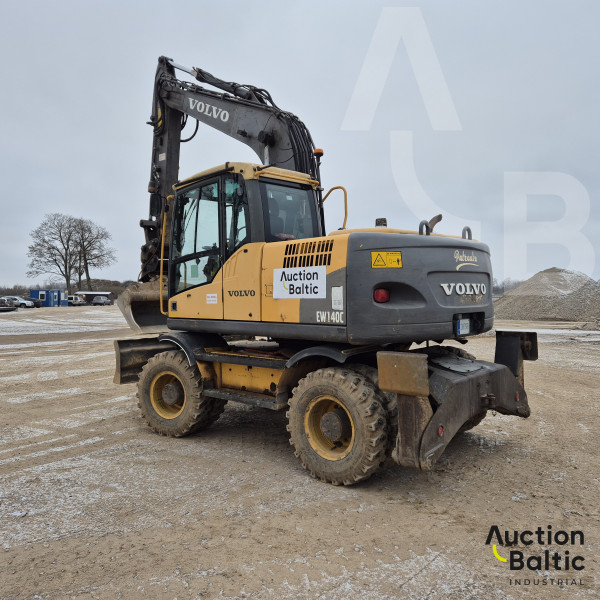 Volvo EW 140 C