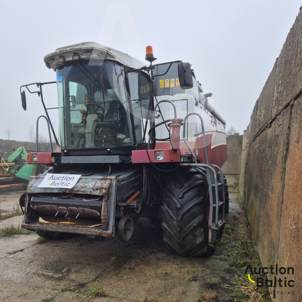 Rostselmash Acros 560