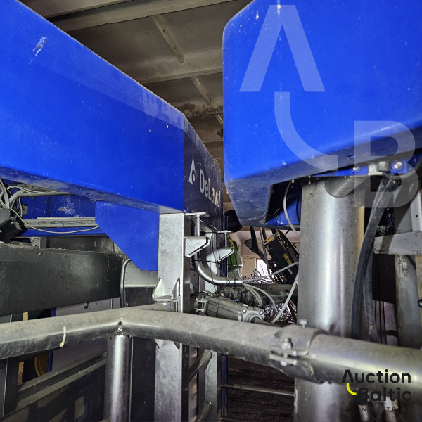 Delaval milking equipment set