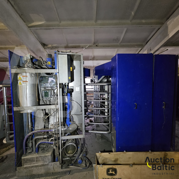 Delaval milking equipment set