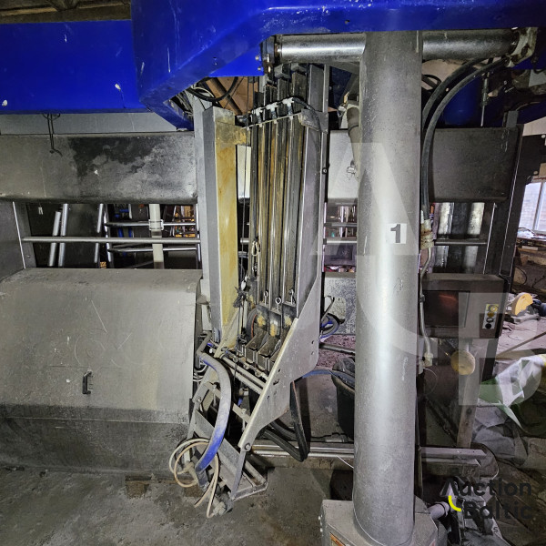 Delaval milking equipment set