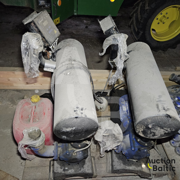 Delaval milking equipment set