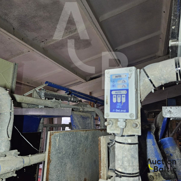 Delaval milking equipment set