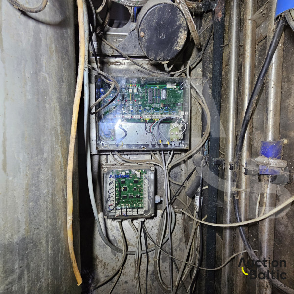 Delaval milking equipment set