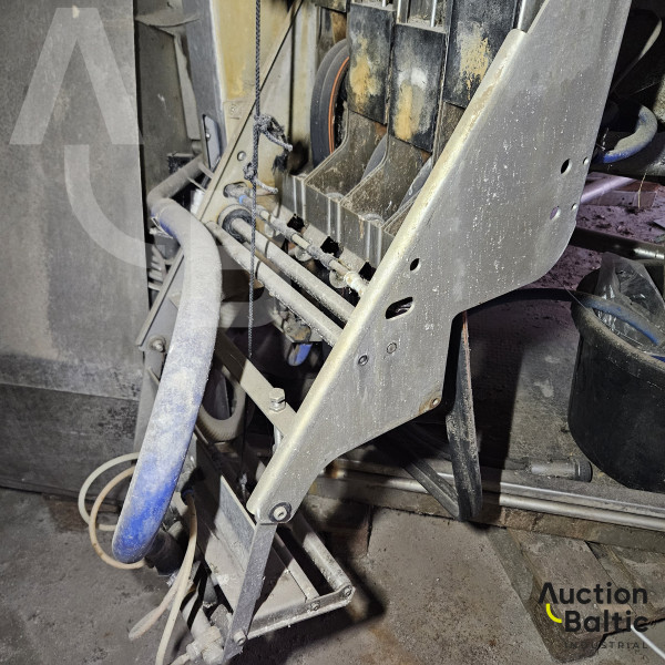 Delaval milking equipment set