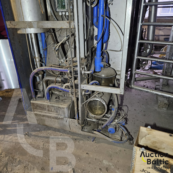 Delaval milking equipment set