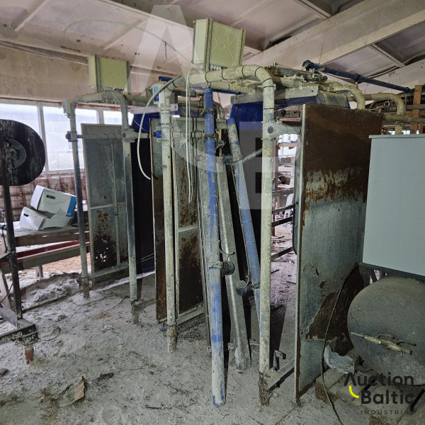 Delaval milking equipment set