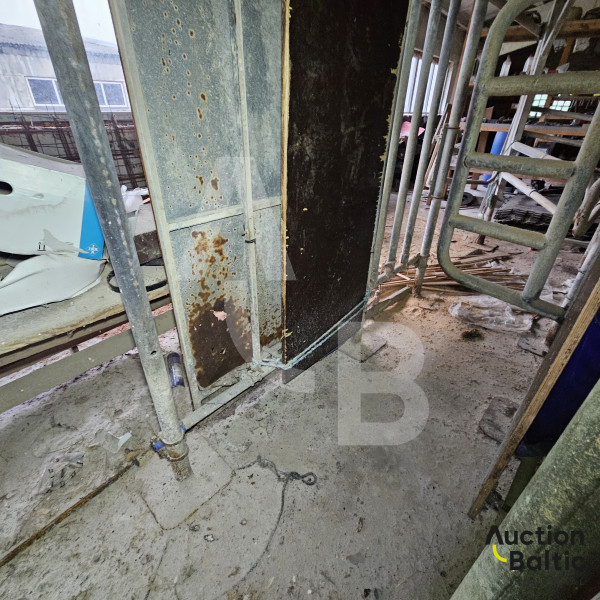 Delaval milking equipment set