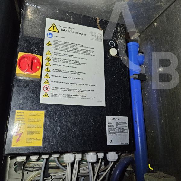 Delaval milking equipment set