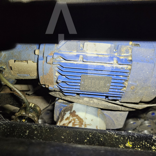 Delaval milking equipment set