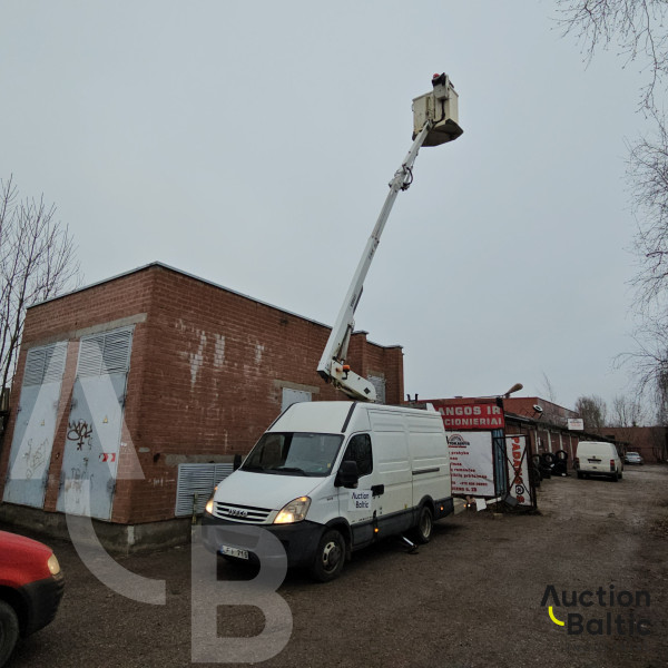 Iveco Daily + Versalift ET-36-NF