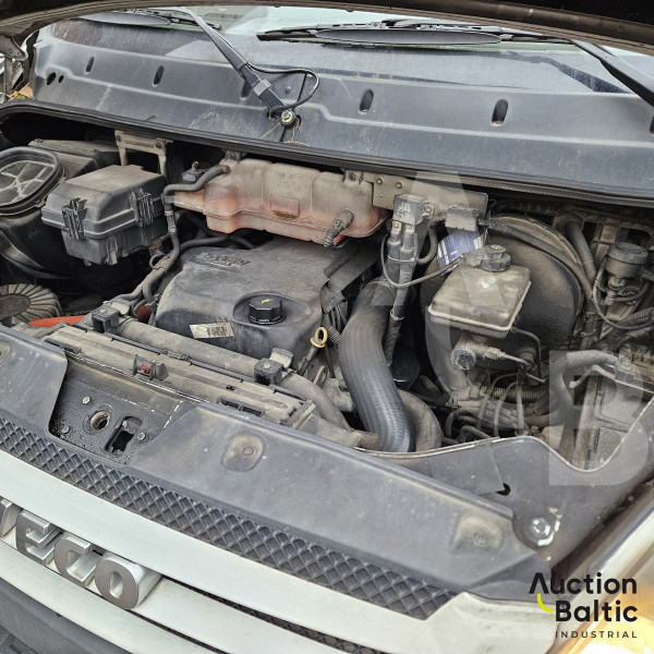 Iveco Daily + Versalift ET-36-NF