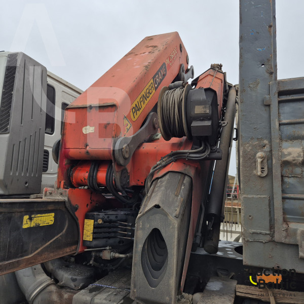 Iveco AD260T35 + Palfinger PK36002