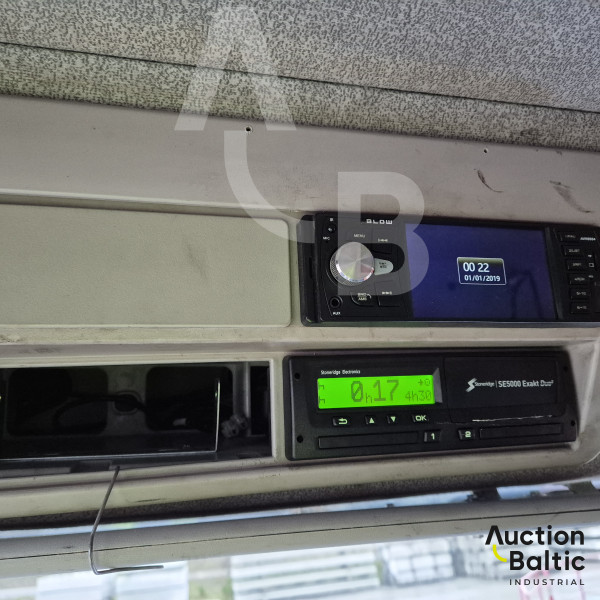 Iveco AD260T35 + Palfinger PK36002