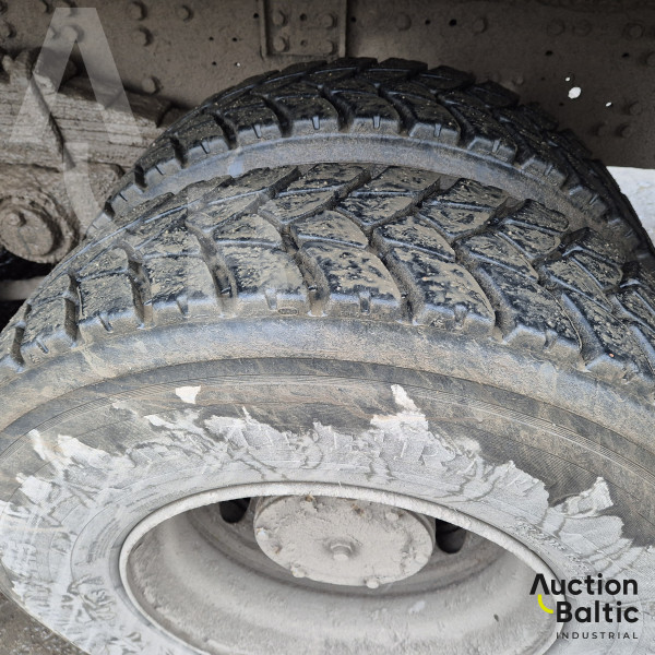 Iveco AD260T35 + Palfinger PK36002