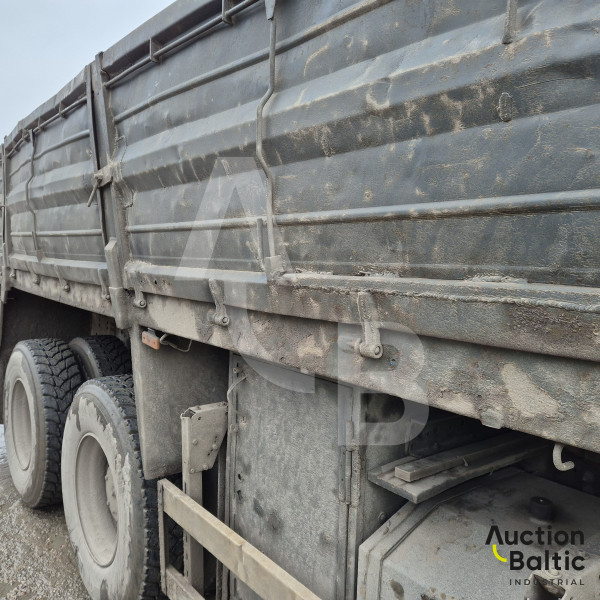 Iveco AD260T35 + Palfinger PK36002