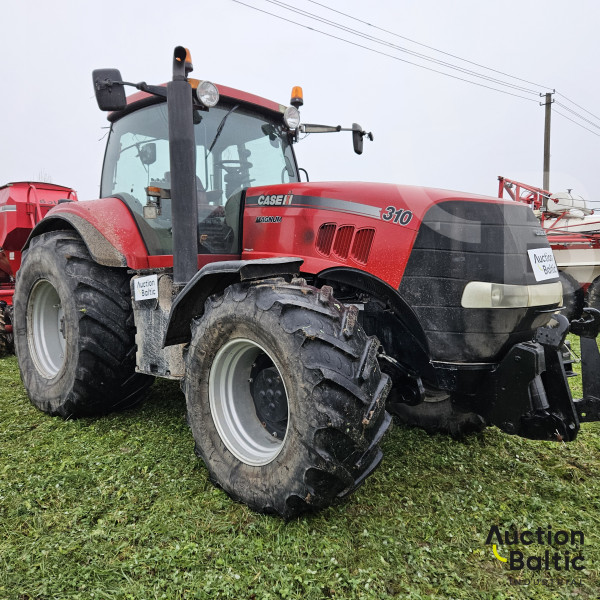 Case IH Magnum 310