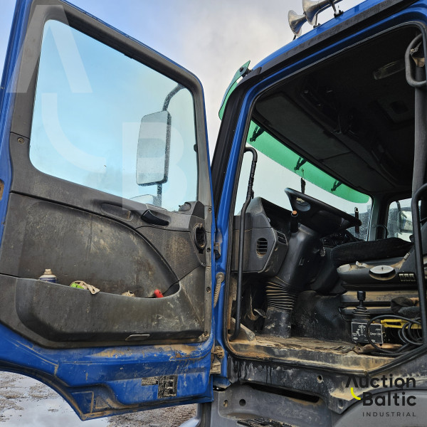 Mercedes-Benz Actros 3341