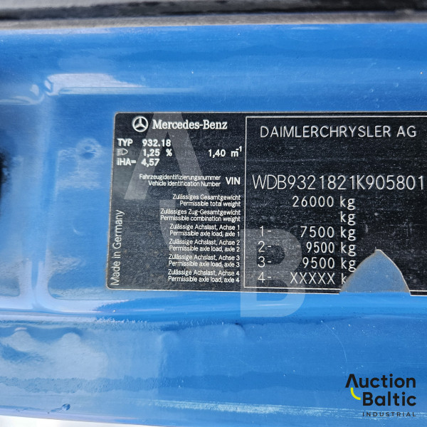 Mercedes-Benz Actros 3341