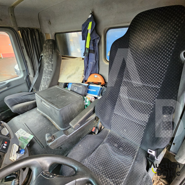 Mercedes-Benz Actros 3341