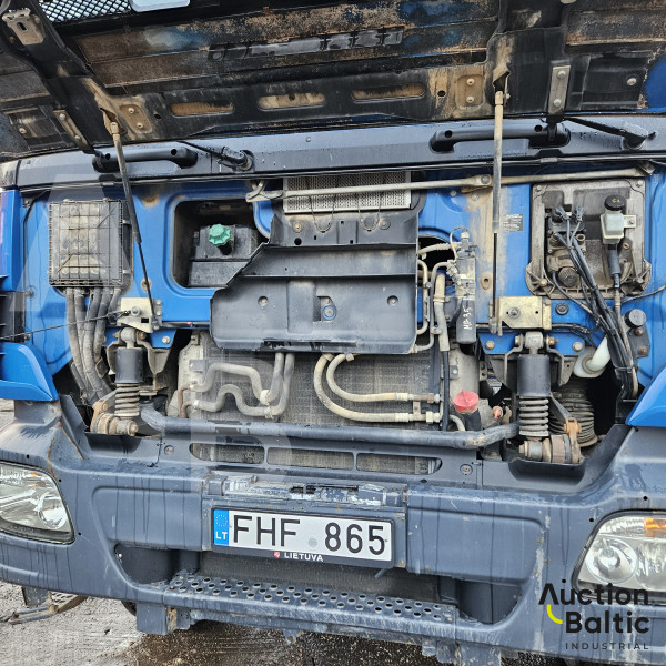 Mercedes-Benz Actros 3341