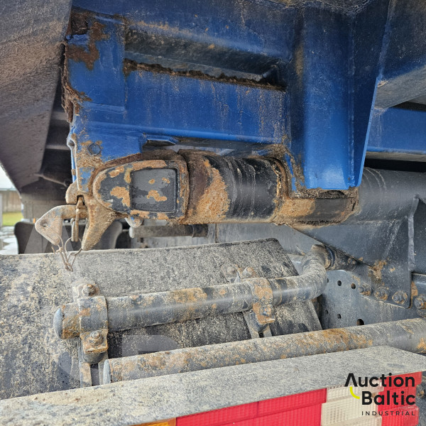 Mercedes-Benz Actros 3341