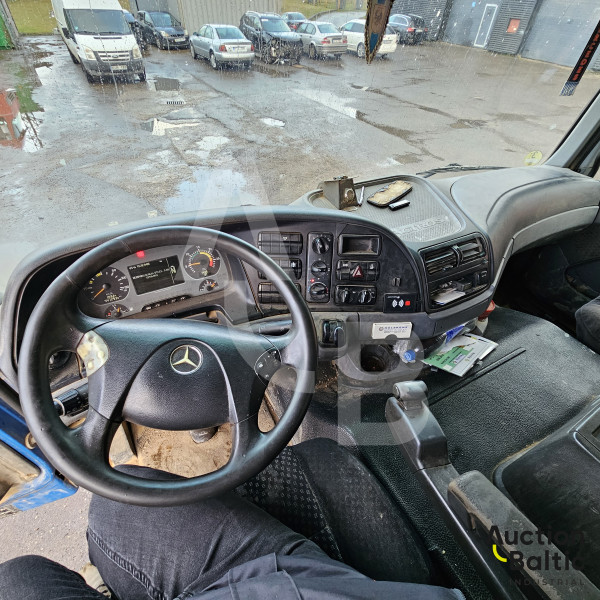 Mercedes-Benz Actros 3341