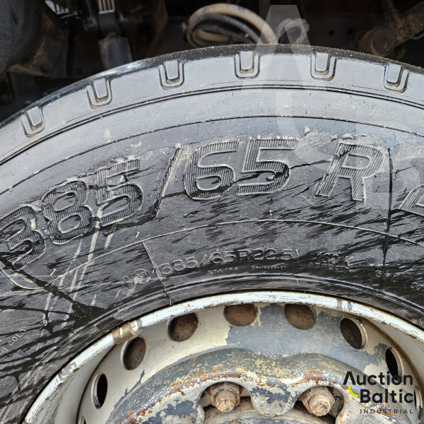 Mercedes-Benz Actros 3341