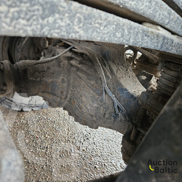 Mercedes-Benz Actros 3341