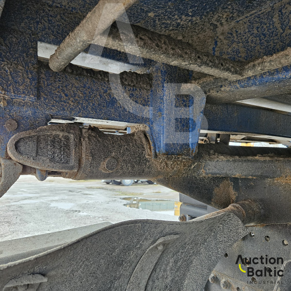 Mercedes-Benz Actros 3341