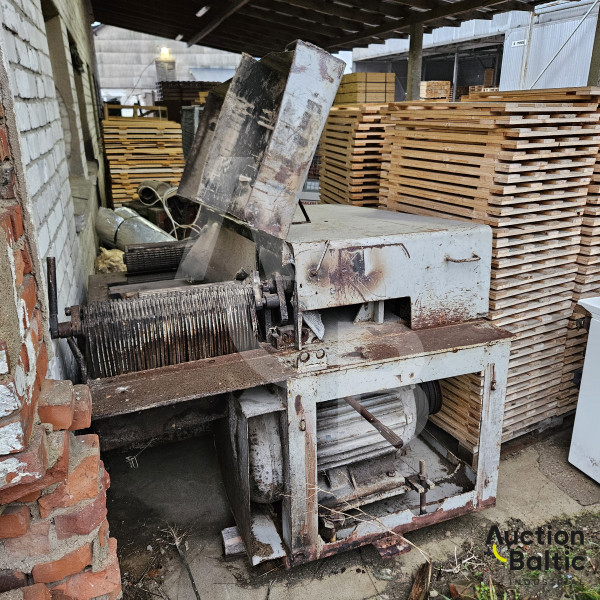 Multi-sawing machine