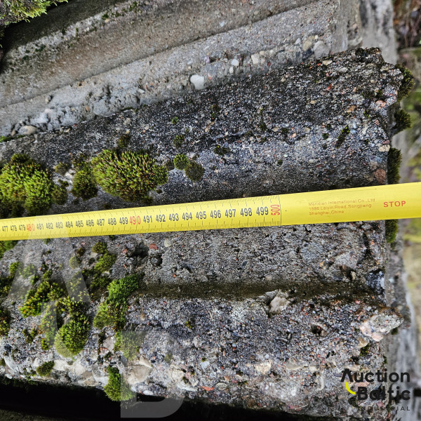 8 pieces wall panels and 8 pieces ceiling panels