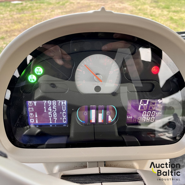 Massey Ferguson 7620