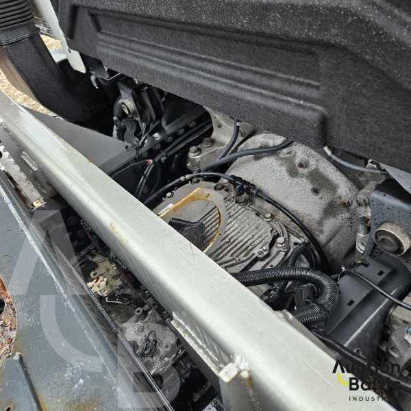 Renault D Wide + LOHR