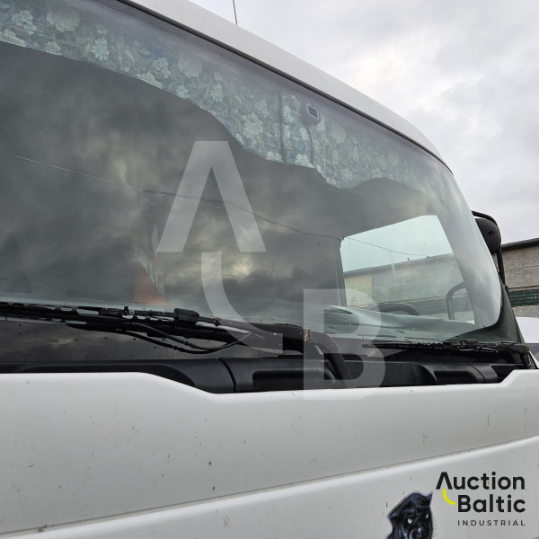 Renault Premium 250.18