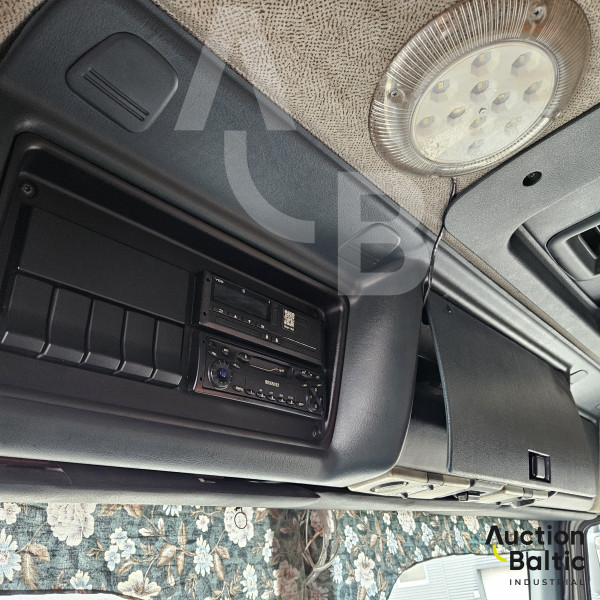 Renault Premium 250.18