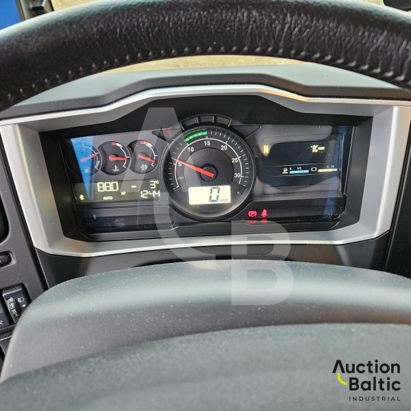 Renault	D Wide + Lohr Eurolohr 200