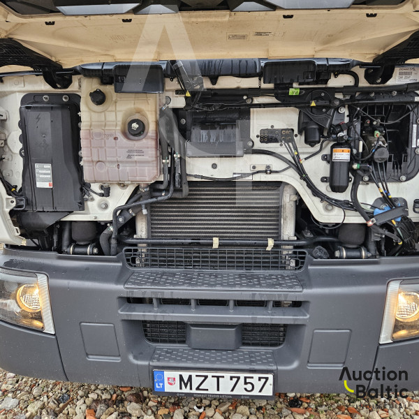 Renault	D Wide + Lohr Eurolohr 200