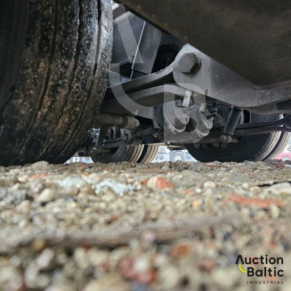 Renault	D Wide + Lohr Eurolohr 200