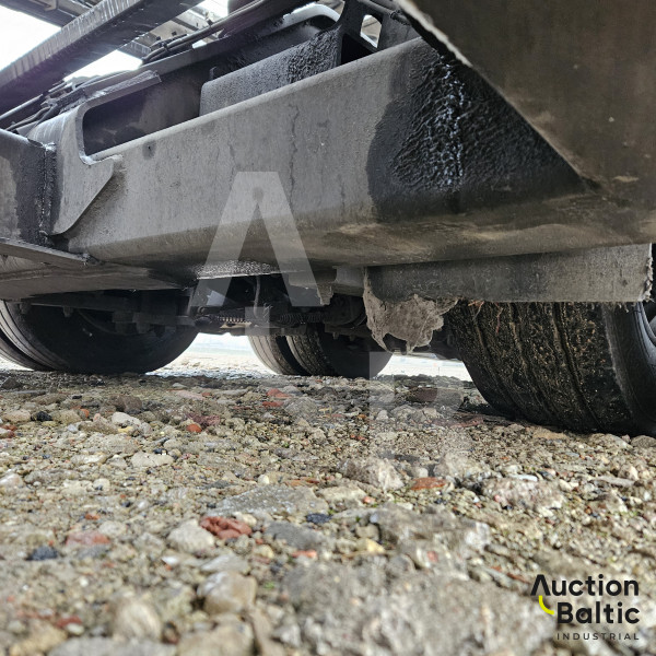 Renault	D Wide + Lohr Eurolohr 200