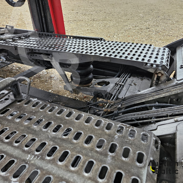 Renault	D Wide + Lohr Eurolohr 200