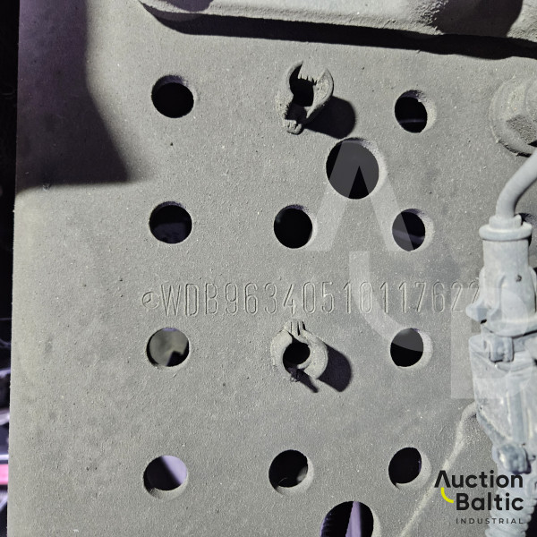 Mercedes-Benz Actros + Lohr