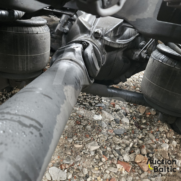 Mercedes-Benz Actros + Lohr