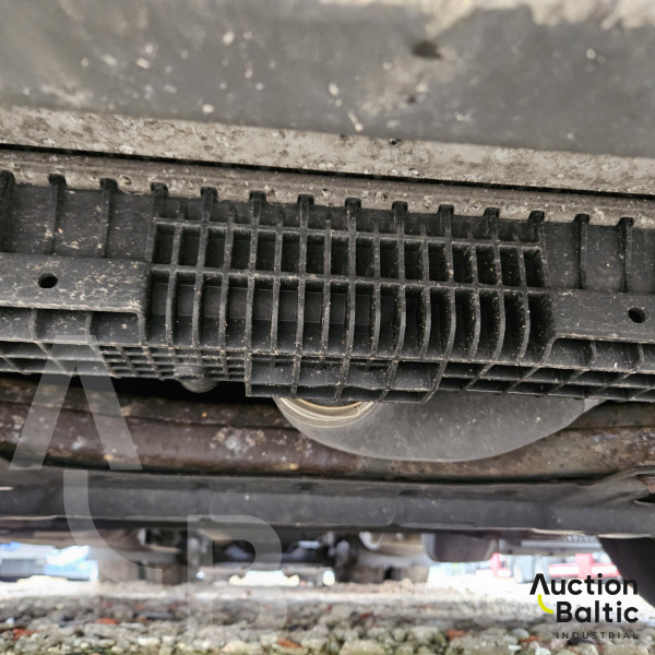 Mercedes-Benz Actros + Lohr