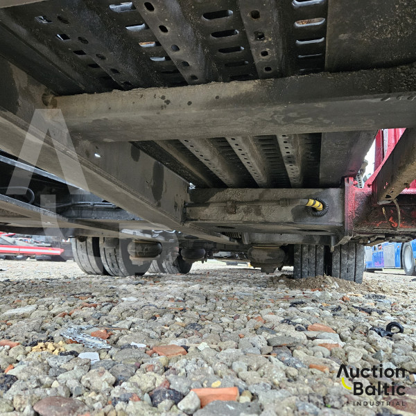 Mercedes-Benz Actros + Lohr