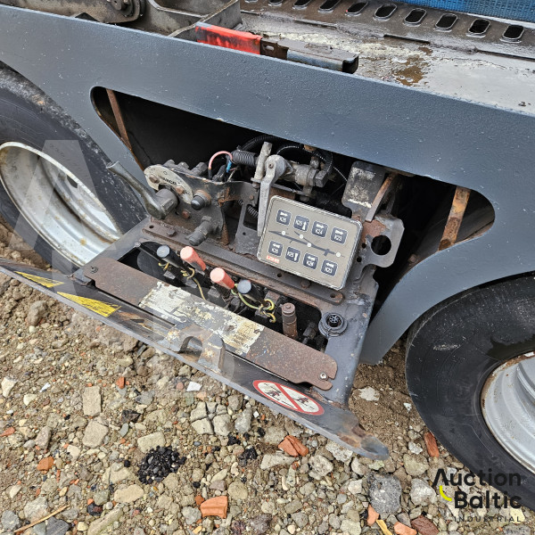 Mercedes-Benz Actros + Lohr