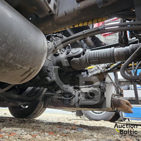 Mercedes-Benz Actros + Lohr